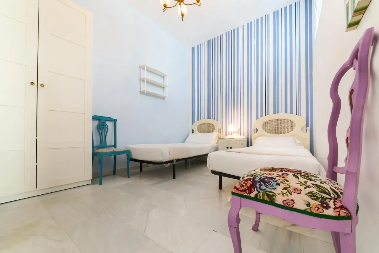 Holidays2Malaga Calle Nueva 2 Bedrooms High Speed Wifi