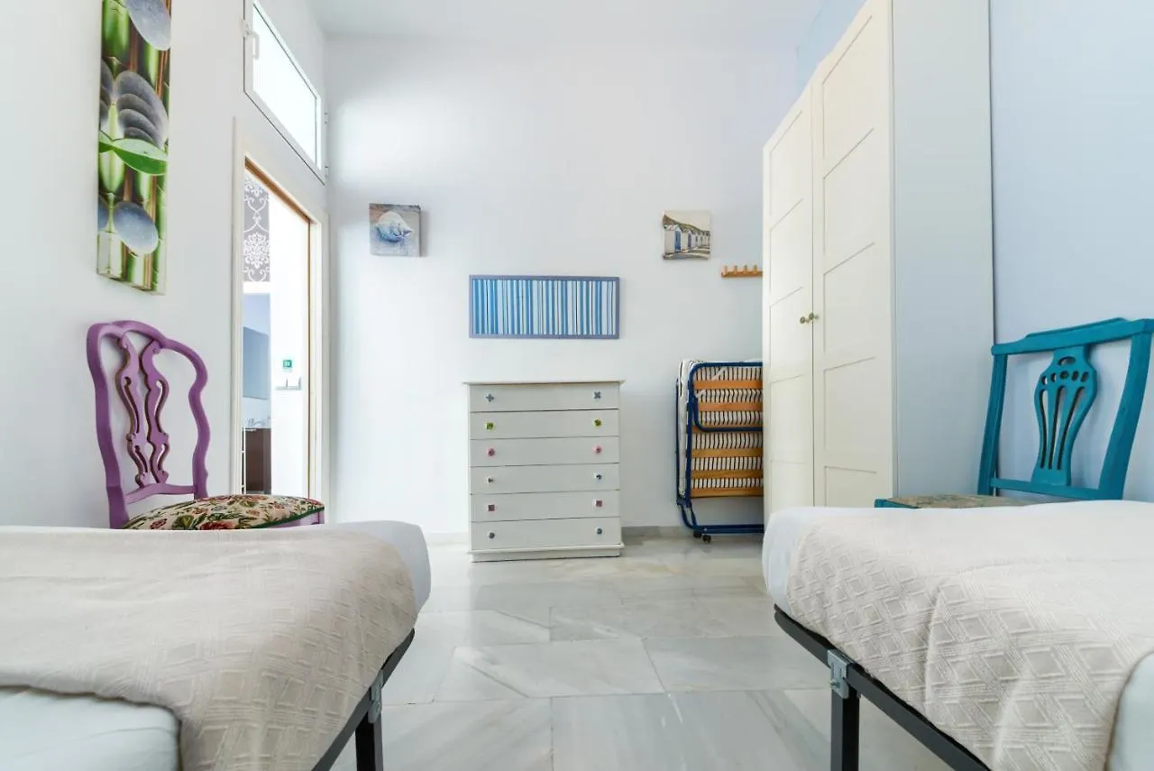 Holidays2Malaga Calle Nueva 2 Bedrooms High Speed Wifi Appartamento