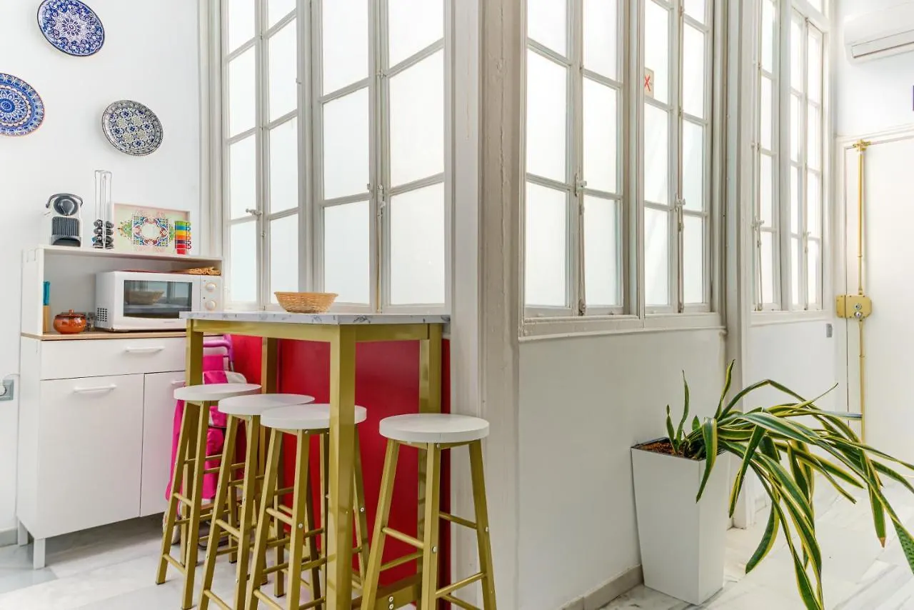 Holidays2Malaga Calle Nueva 2 Bedrooms High Speed Wifi Appartamento